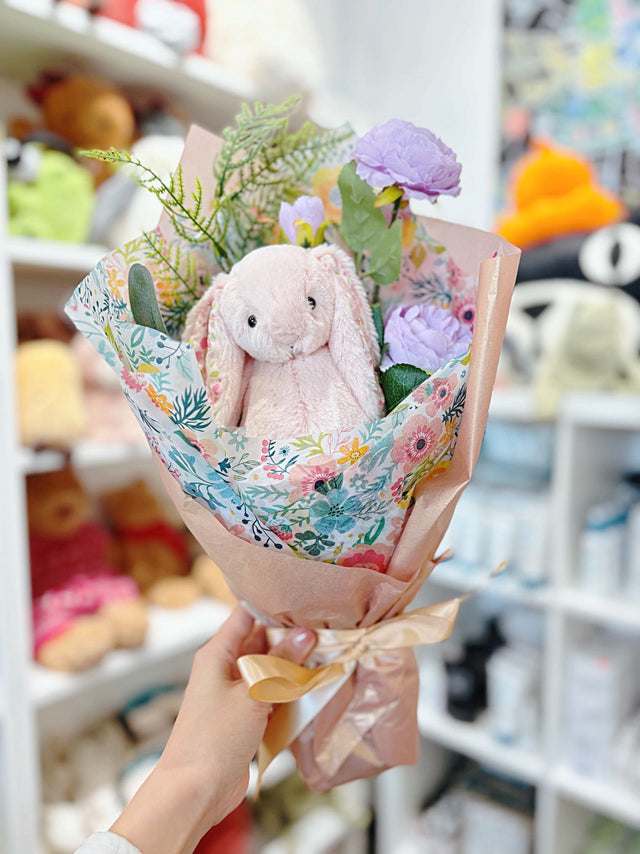 Cuddle Bouquet Wrapping