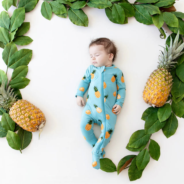 Kyte baby Zippered Footie in Pineapple