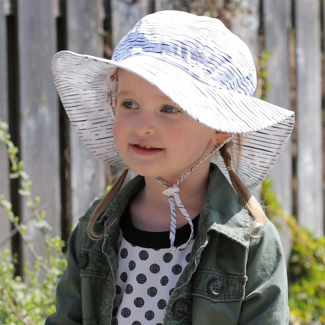 Jan & Jul Cotton Floppy Hat - White Waves