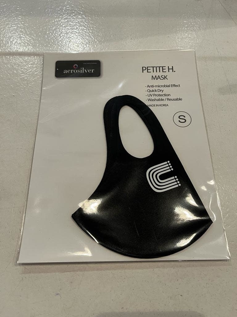 Petite H. Mask