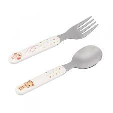 Learning cutlery